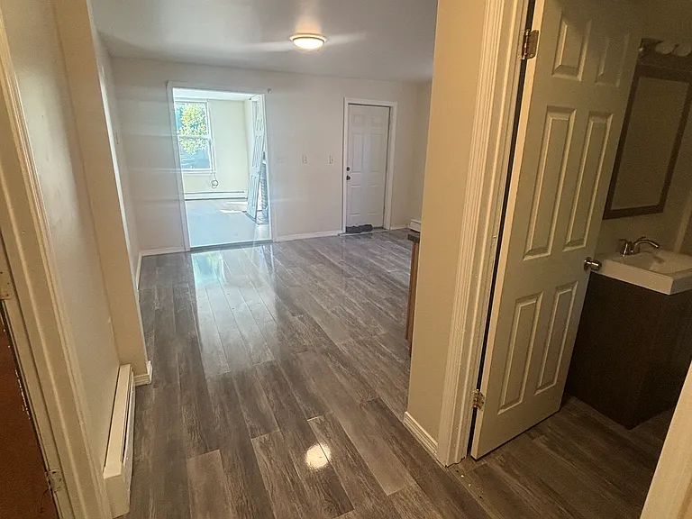 596 Zion St — Photo 6
