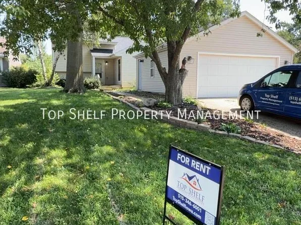 1002 E 18th St, Norwalk, IA 50211