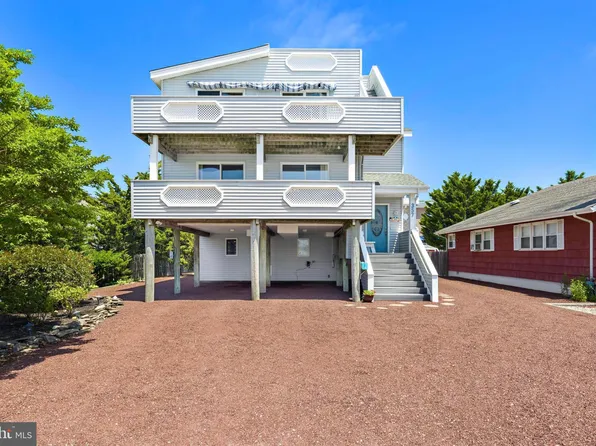 357 W 10th St, Ship Bottom, NJ 08008