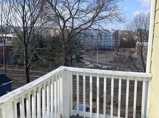 137 Independence Ave #3, Quincy, MA 02169
