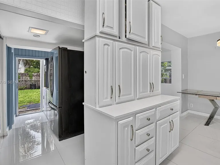 2331 Flamingo Dr — Photo 13