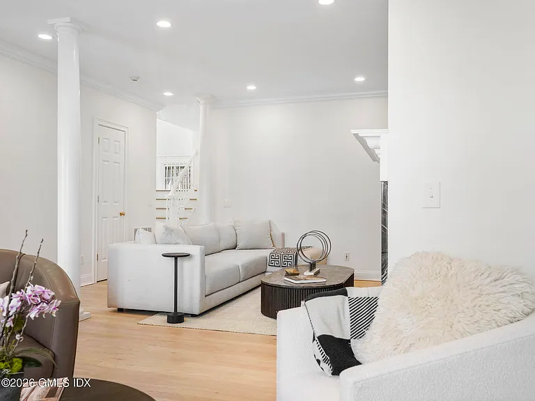 147 Holly Hill Ln #2 — Photo 4