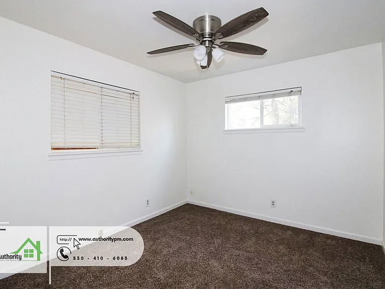 19087 Leaf Ln — Photo 8