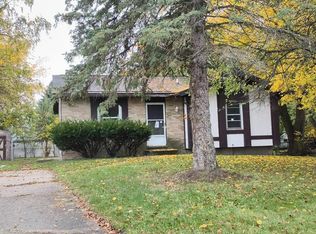 3909 Lauderhill Cir, Lansing, MI 48911