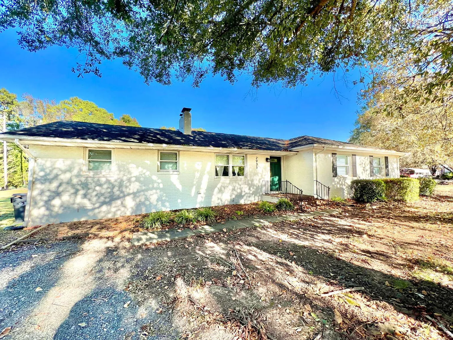 Rare - 5 Bedroom Ranch On One Acre! — Photo 1