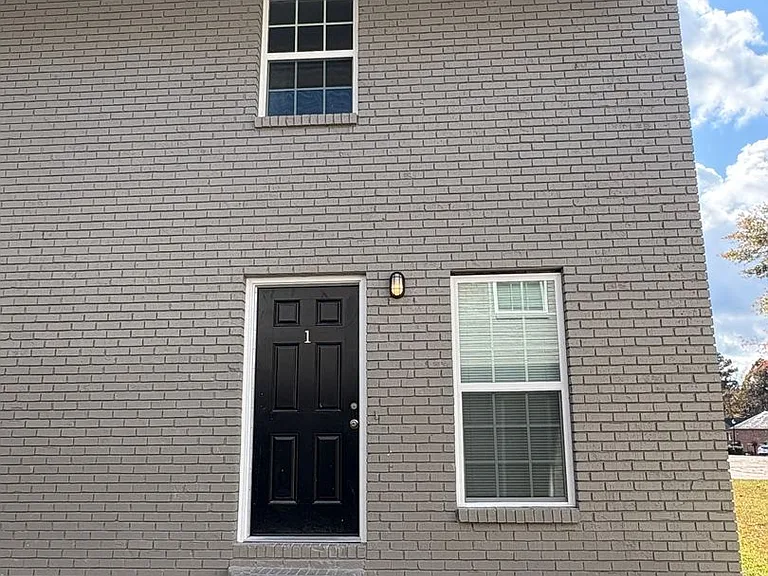 108 Ellis Dr #3 — Photo 4