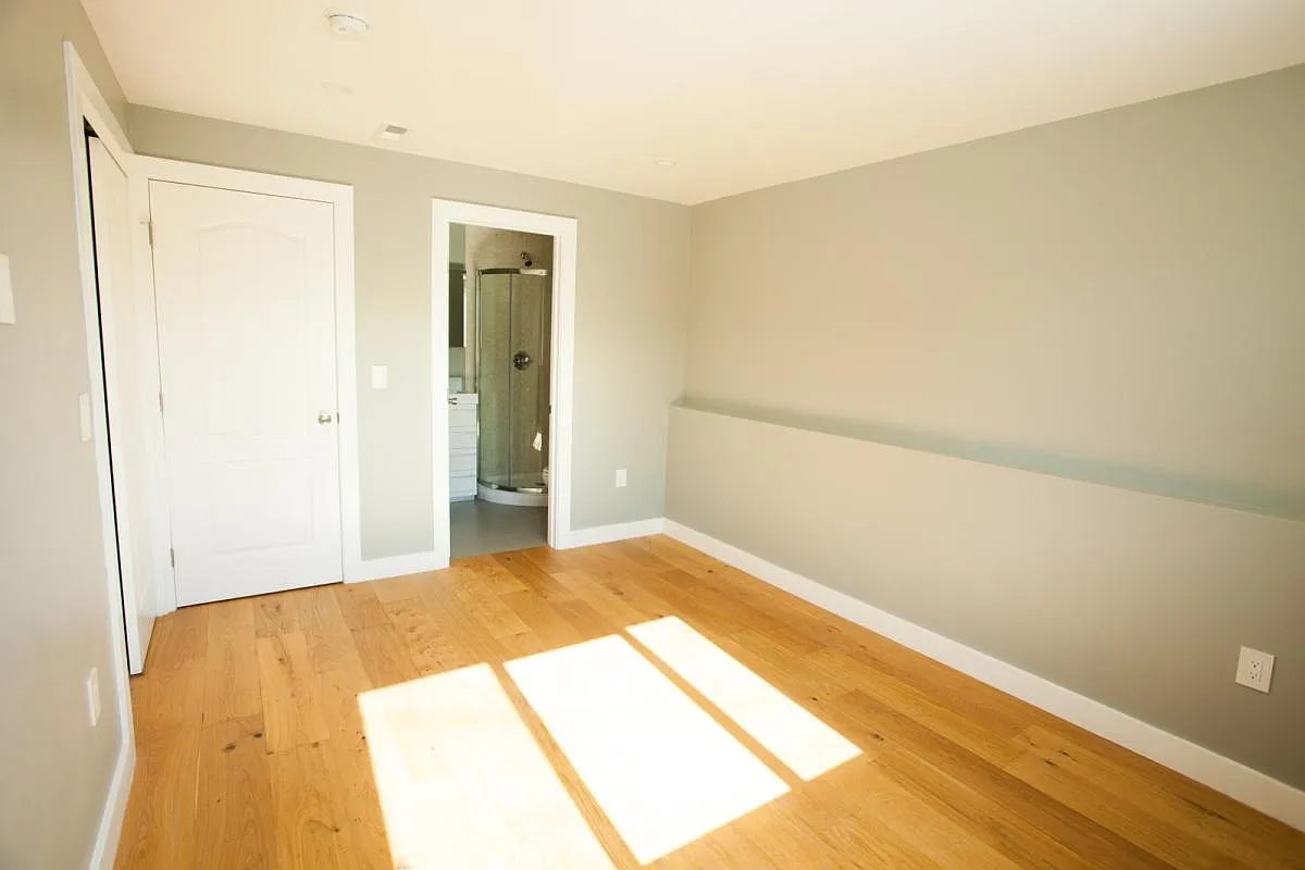 1 bed, 120 sqft, $1,500 — Photo 1