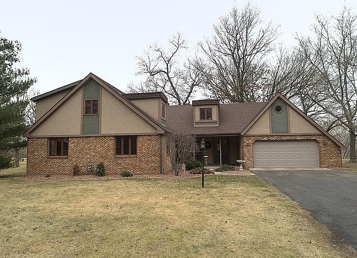 1st image of 2854 Eastbrook Dr