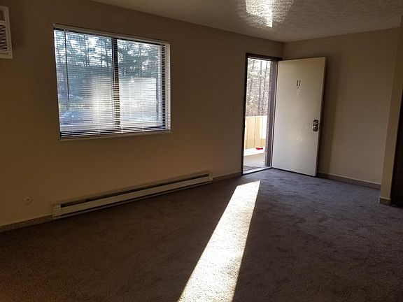 3rd image of 2400 E Market St