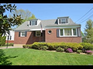 2 Wheatley Ave FLOOR 2, Albertson, NY 11507