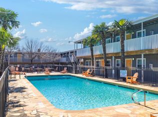 2401 Manor Rd APT 204, Austin, TX 78722