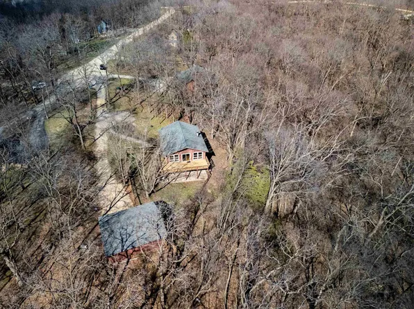 10 Cayuga Trl, Galena, IL 61036