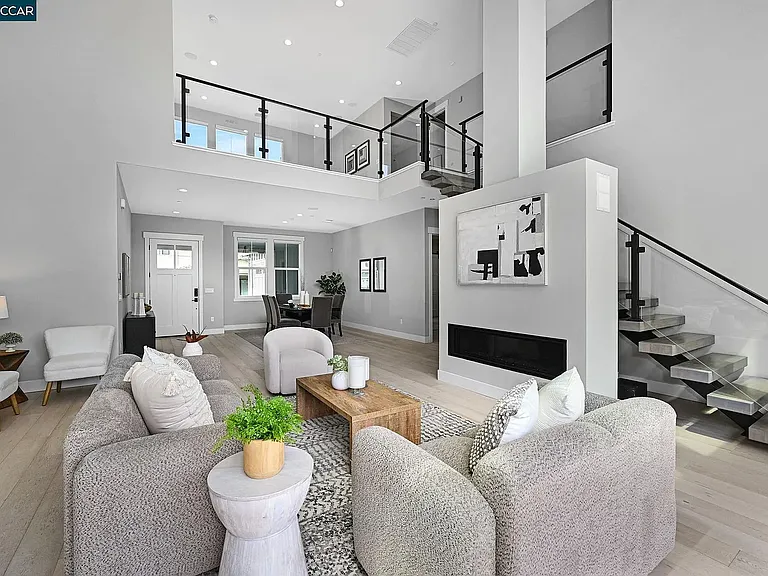 226 Akabane Ln — Photo 12