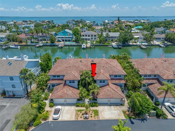 903 Pinellas Bayway S APT 103, Tierra Verde, FL 33715