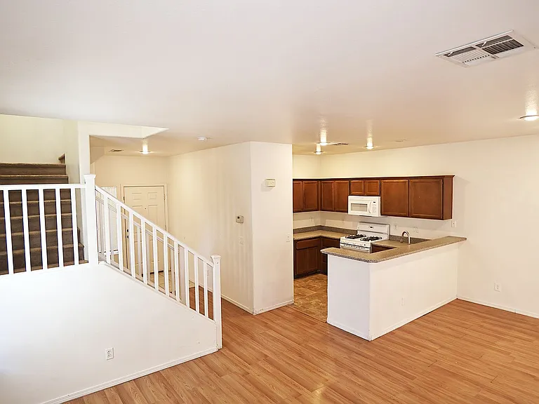 6206 Standing Elm St — Photo 7