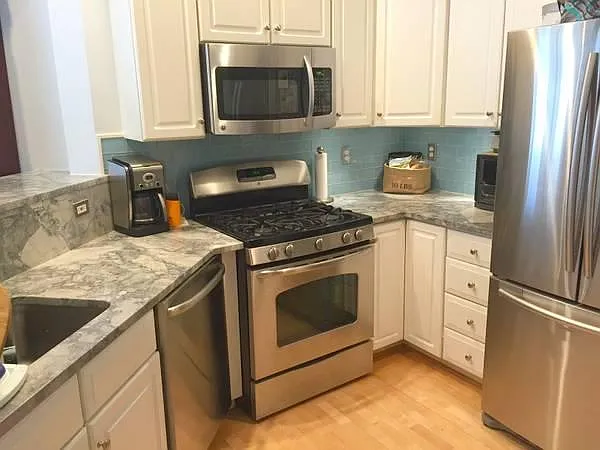 1321 N Adams Ct — Photo 3