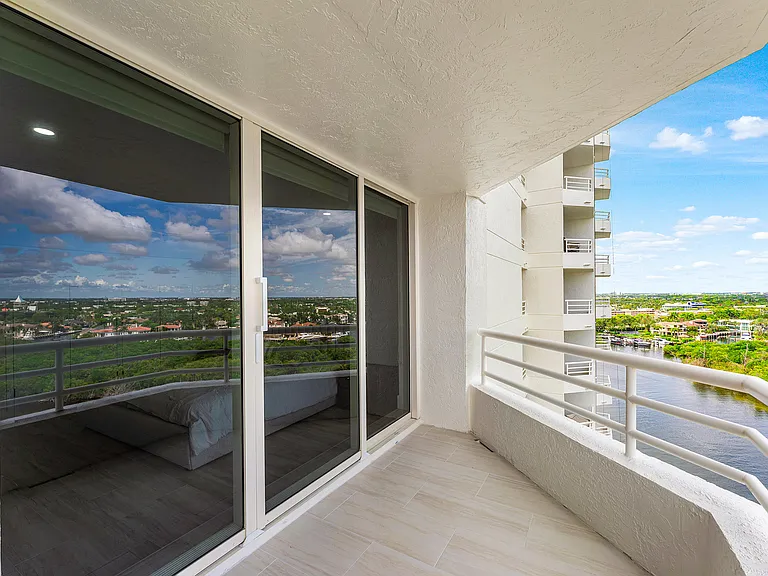 4201 N Ocean Blvd #1407 — Photo 34