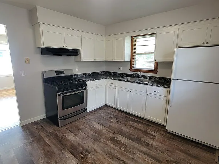 5846 Washburn Ave S — Photo 3