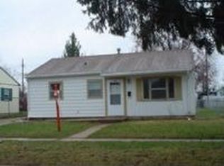 708 Newfield Dr, Beloit, WI 53511