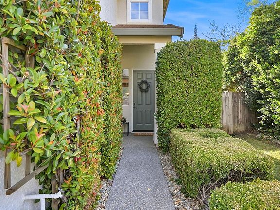 4th image of 5622 Moonlight Way