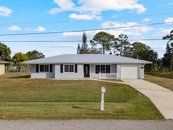2161 SE Aneci Street, Port St Lucie, FL 34984