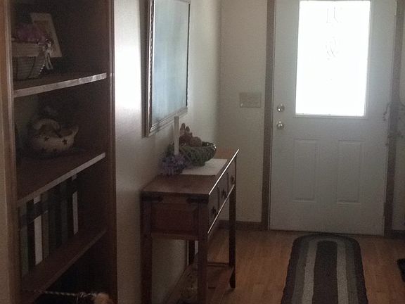 Entry way 