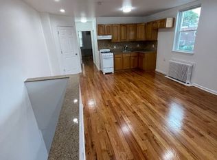 2254 S Beechwood St, Philadelphia, PA 19145