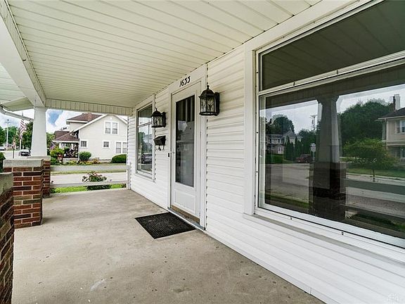 3rd image of 1633 Nicklin Ave