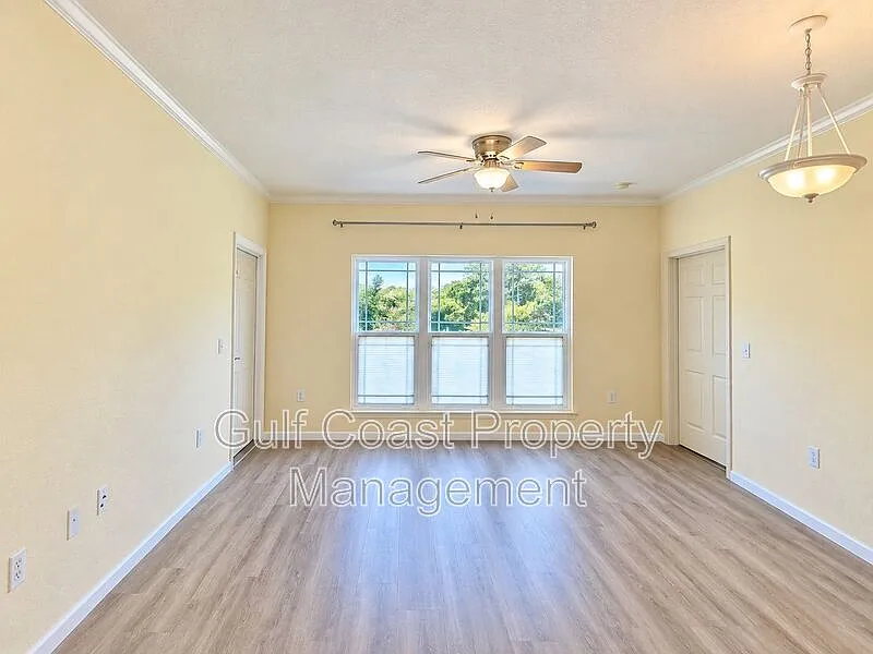 2 bed, 2.0 bath, 1009 sqft, $1,740 — Photo 2