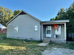 995 Feathers Chapel Dr, Somerville, TN 38068