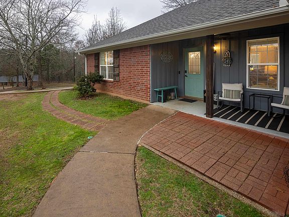 2nd image of 18340 Tall Pines Dr