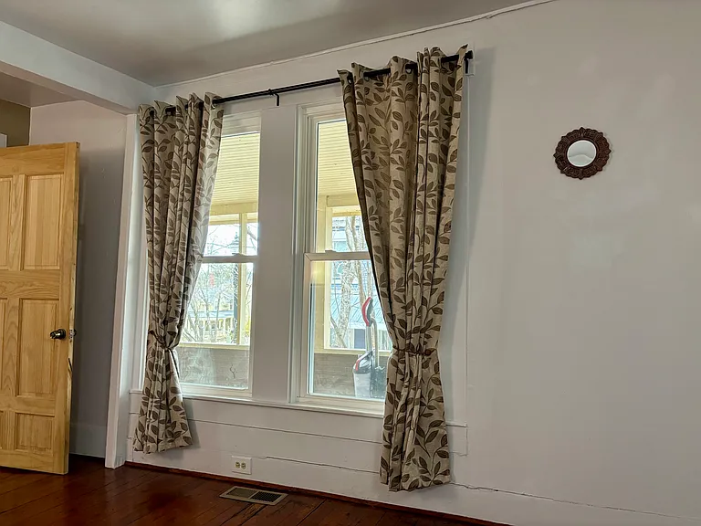 17 Main St #1 — Photo 10