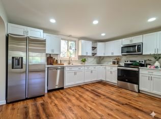 58 Cutler Dr, Framingham, MA 01701