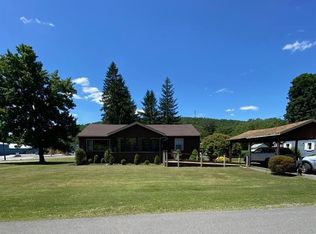 132 La Barre St, Hancock, NY 13783