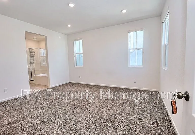 3217 Sunny Gate Ln — Photo 59