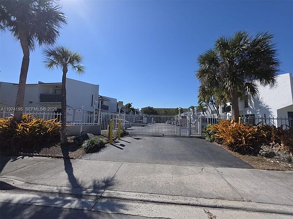 2nd image of 17170 SW 94th Ave APT 807