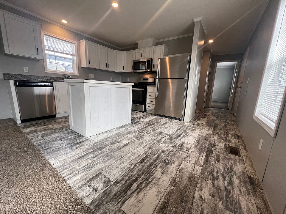 1st image of 47 Bluebird Hill Dr #160