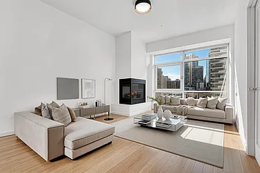 24-15 Queens Plaza North, #10B