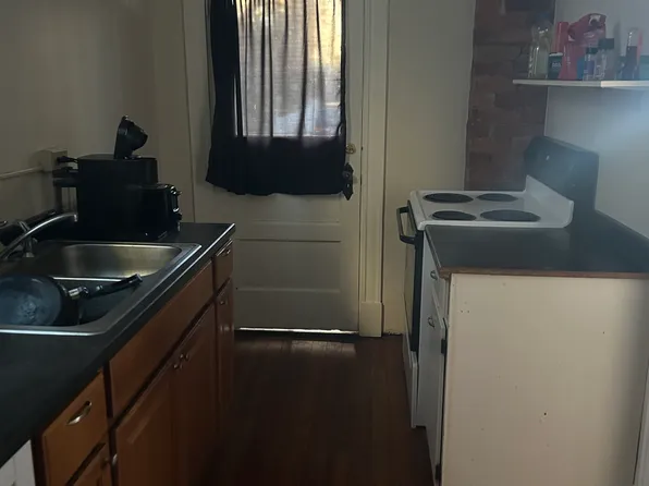2332 Stratford Ave, Cincinnati, OH 45219
