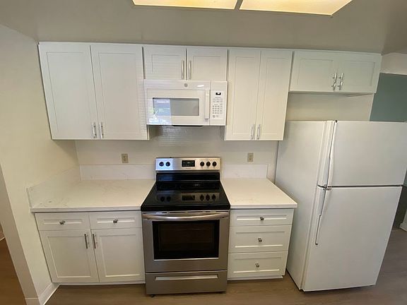 5th image of 3733 Huntsman Dr