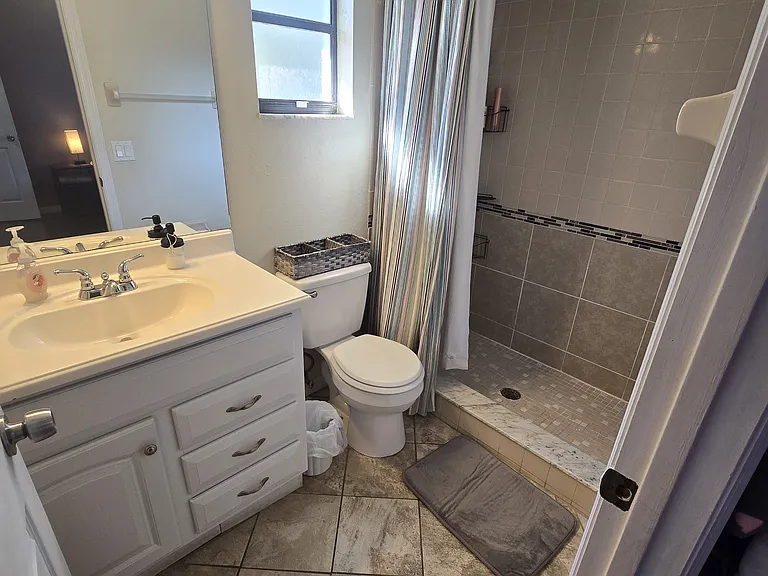 1121 N Commerce Ter — Photo 23