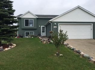 3606 39th St S, Moorhead, MN 56560