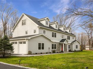 5 Mead Rd, Armonk, NY 10504