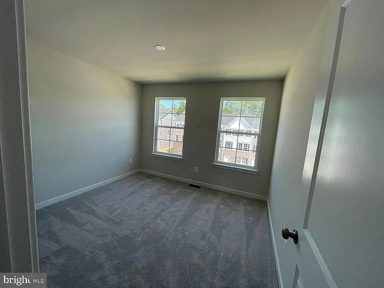 2244 Barhill Way — Photo 11