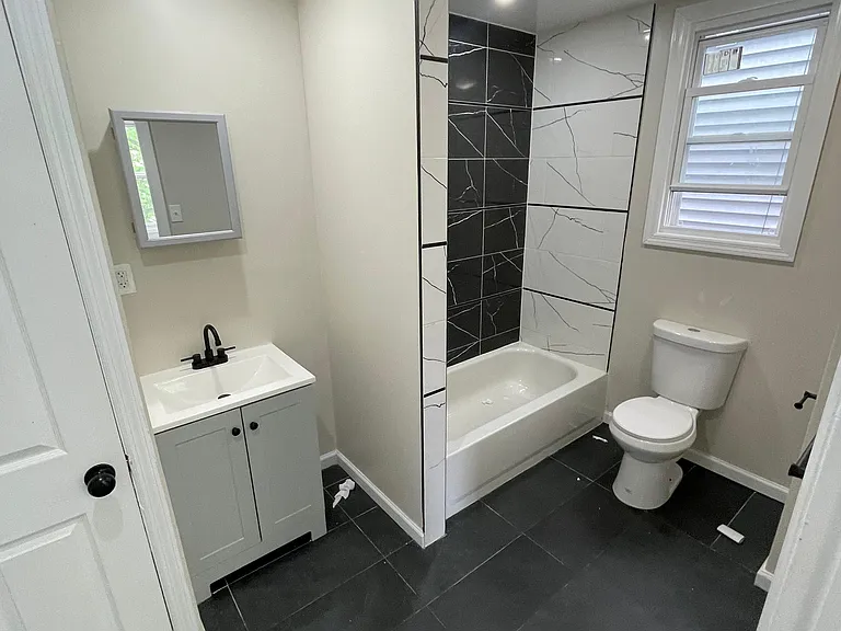 219 Chadwick Ave #2B — Photo 1