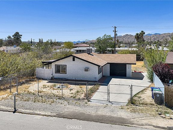 3rd image of 7100 Cholla Ave