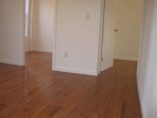 Rented by City Heights Realty | media 54