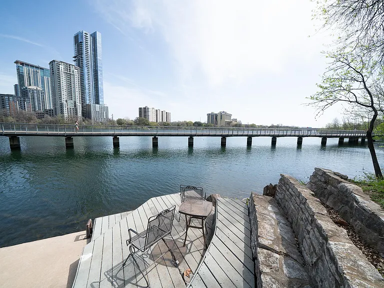 500 E Riverside Dr #242 — Photo 33