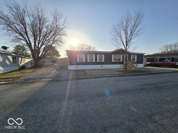 3032 Van Bibber Lake Est, Greencastle, IN 46135