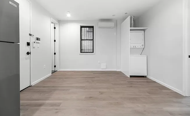 Rented by Elmekies Equities | media 13